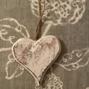 Large wooden heart 🤍